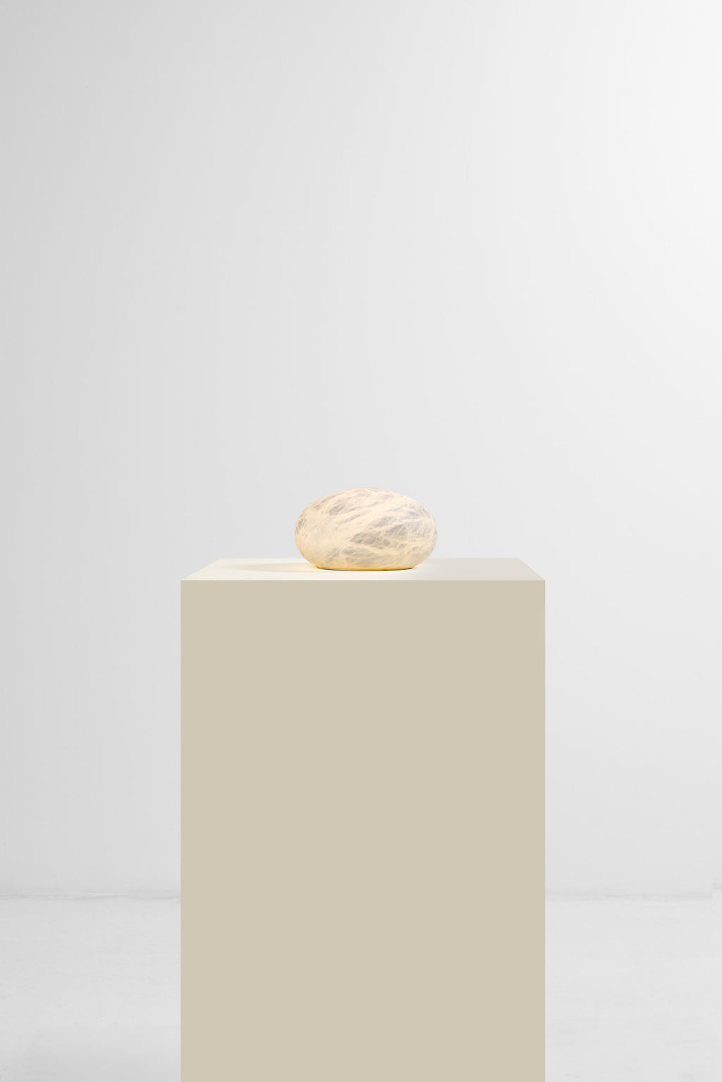 Oval Wireless Table Lamp