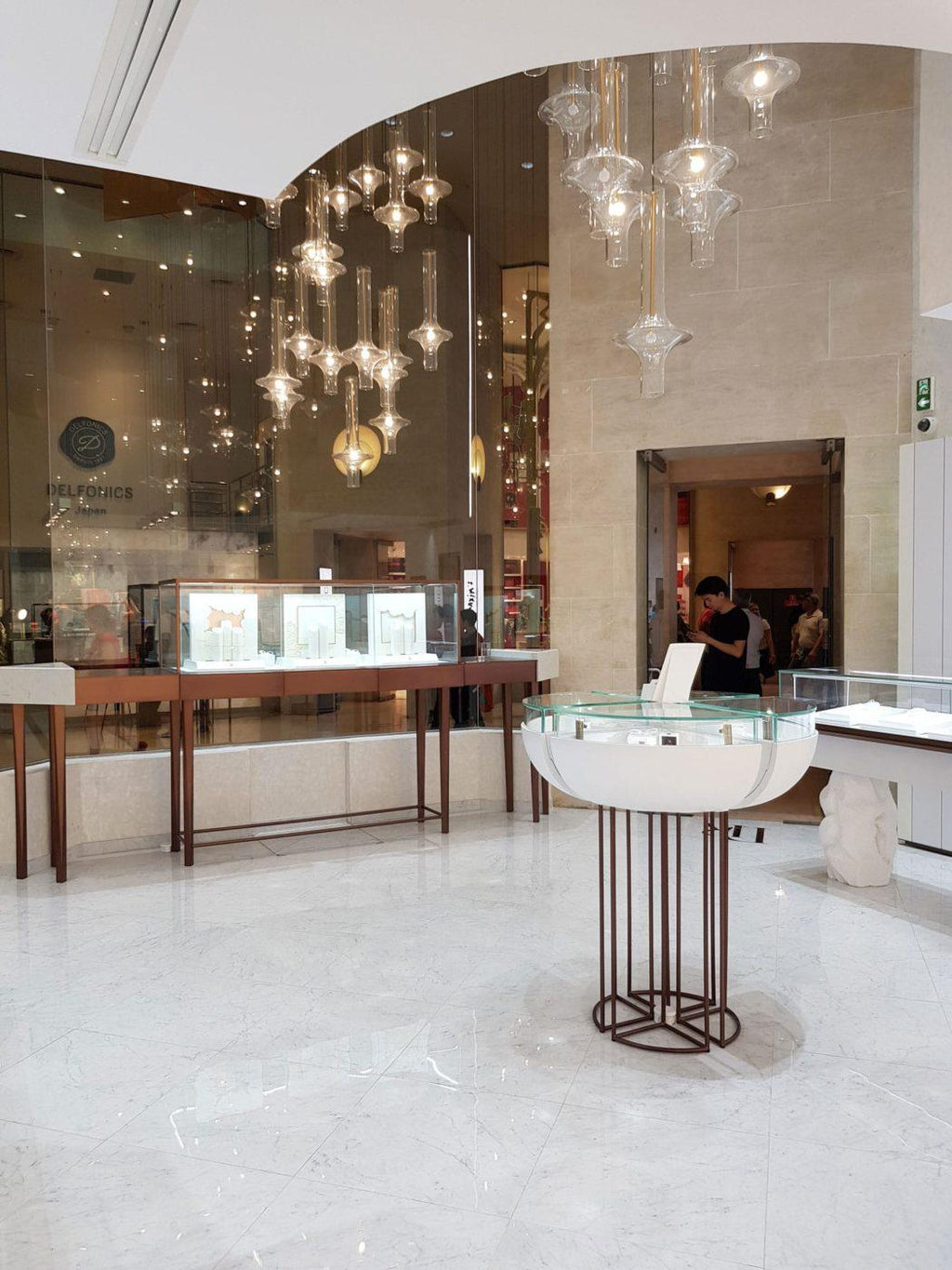 Isam Glass Pendant Lighting