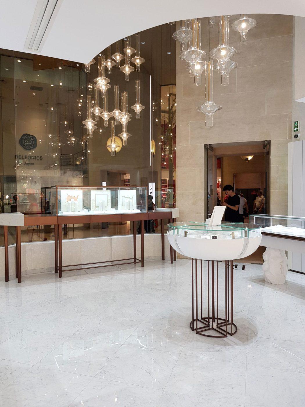Isam Glass Pendant Lighting