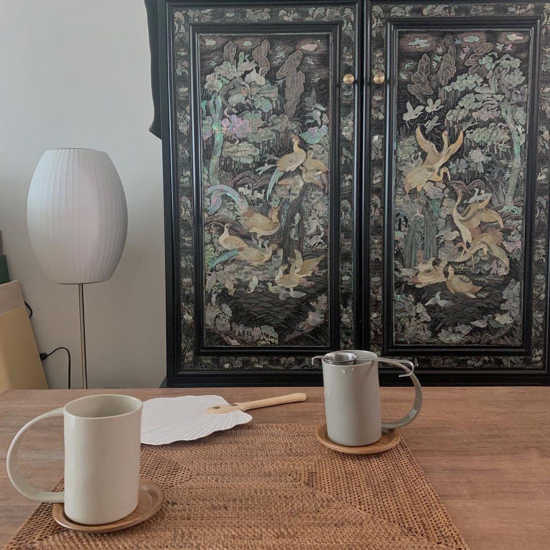 Nelson Lotus Series Table Lamp